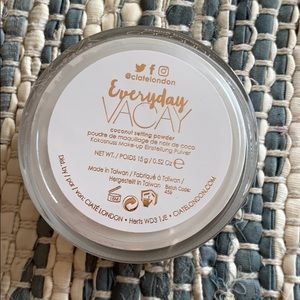 Ciate London everyday vacay coconut setting powder